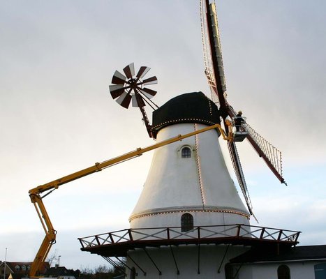 NACELLE - NACELLE SUR REMORQUE - NACELLE ARAIGNEE TRACTABLE 23M