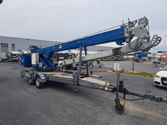 Grue sur remorque - GRUEP