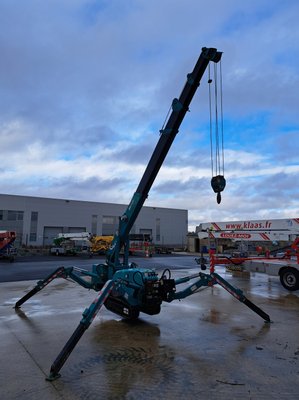 Mini grue araignée Maeda MC285CRME