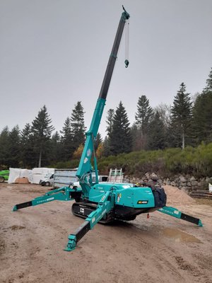 Mini grue araignée Maeda MC405CRME